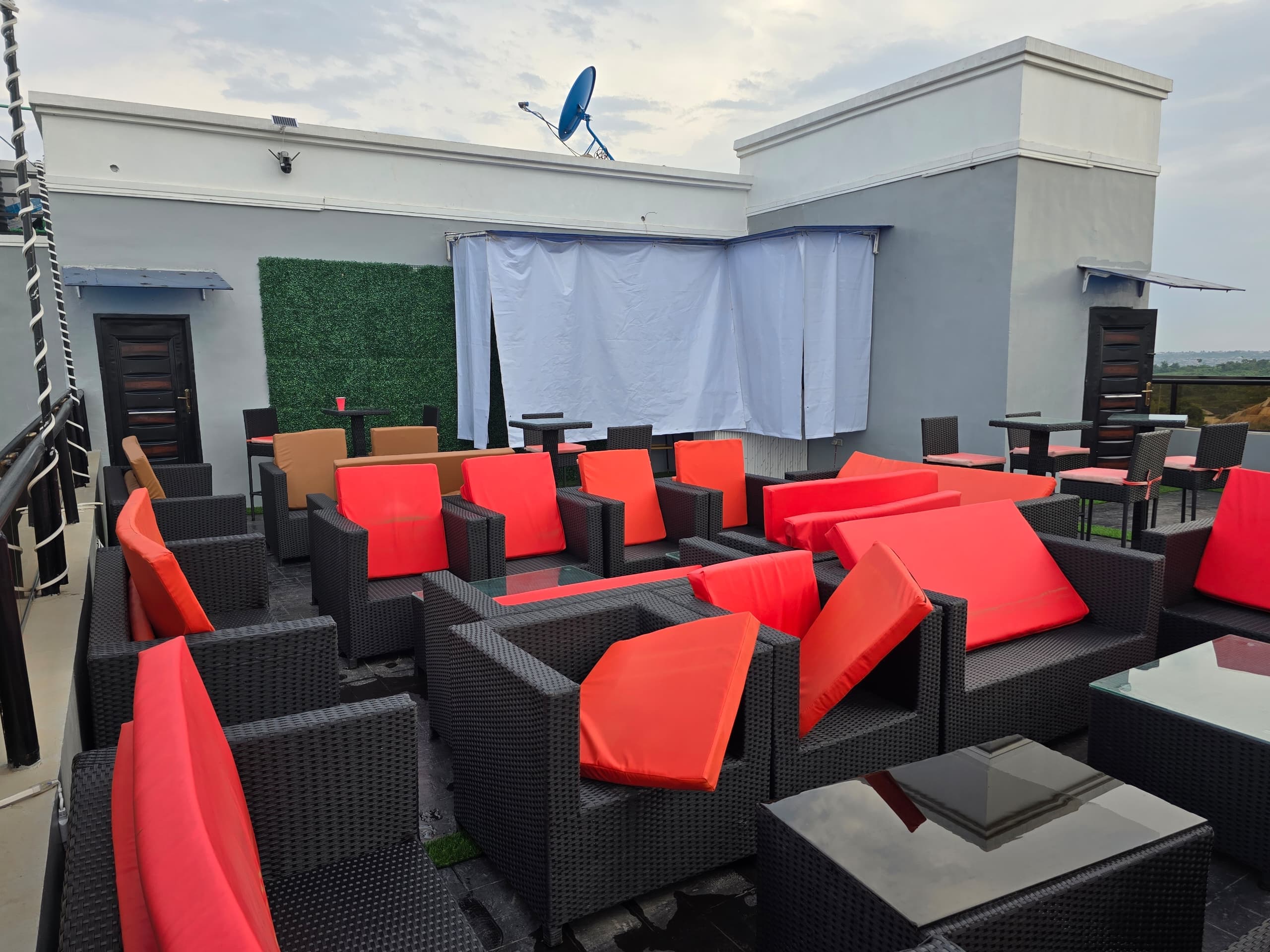 Rooftop & VIP Lounge